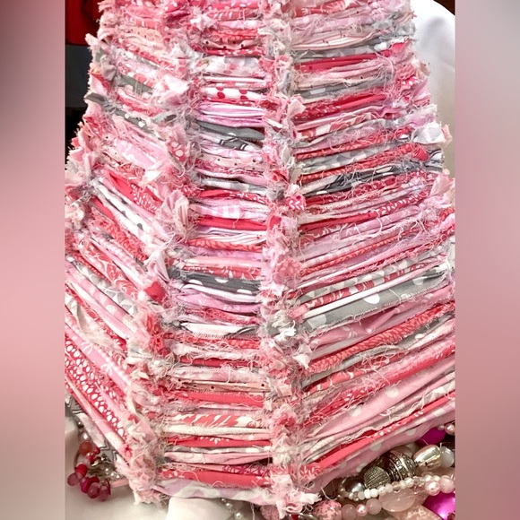 Handmade “Pretty in Pink” Porch Lampshade Chandelier PLEASE SEE VIDEO - Picture 11 of 12